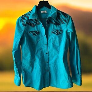 Ariat Women’s Western Turquoise Button-Up Sequin Blouse. Size: M